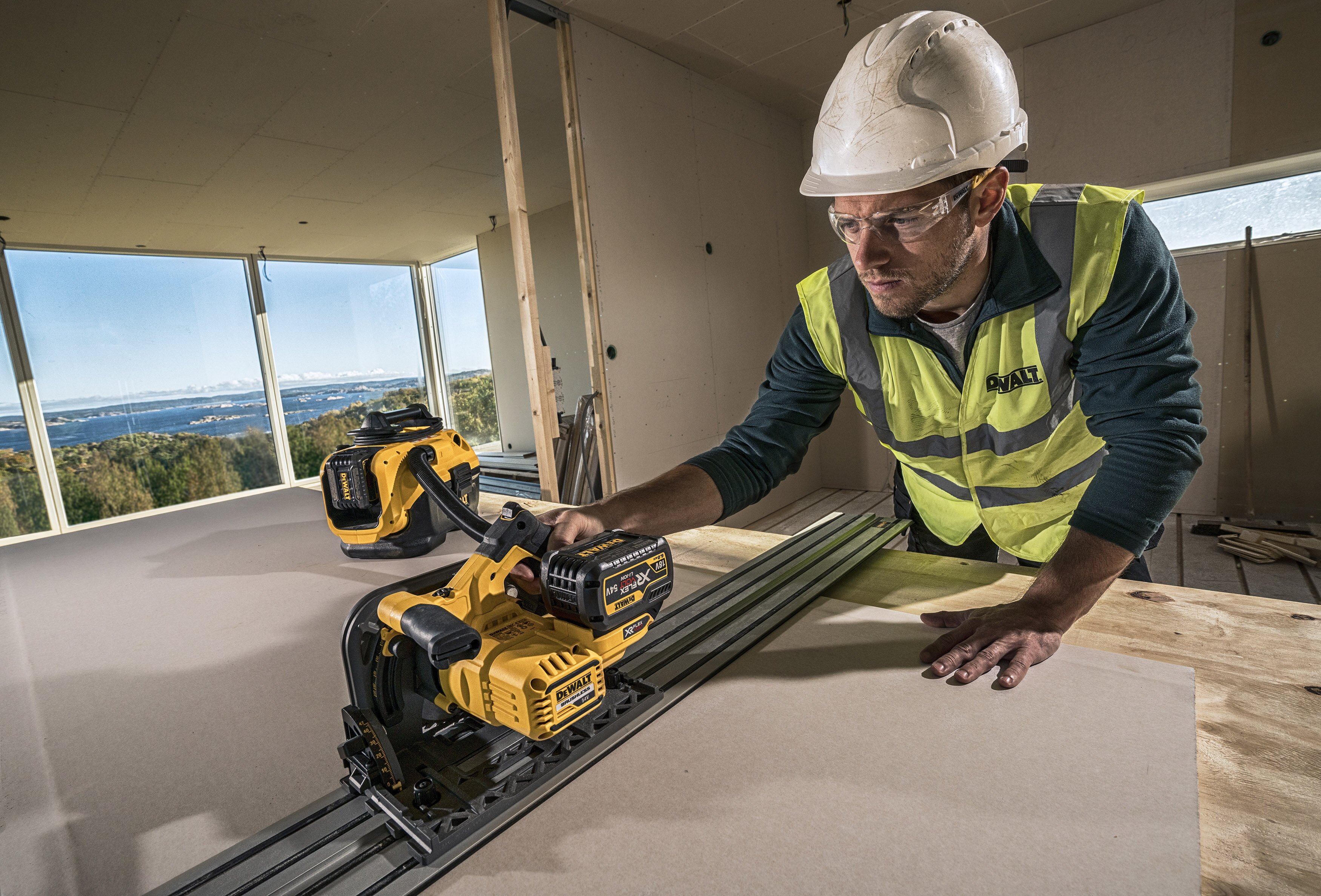 Dewalt DCS520NT-XJ,  Akku-Tauchkreissaege, 54V, Basisv., 54 Volt Akku-Tauchkreissaege 165mm (bürstenlos), Führungsschuh - Basisversion