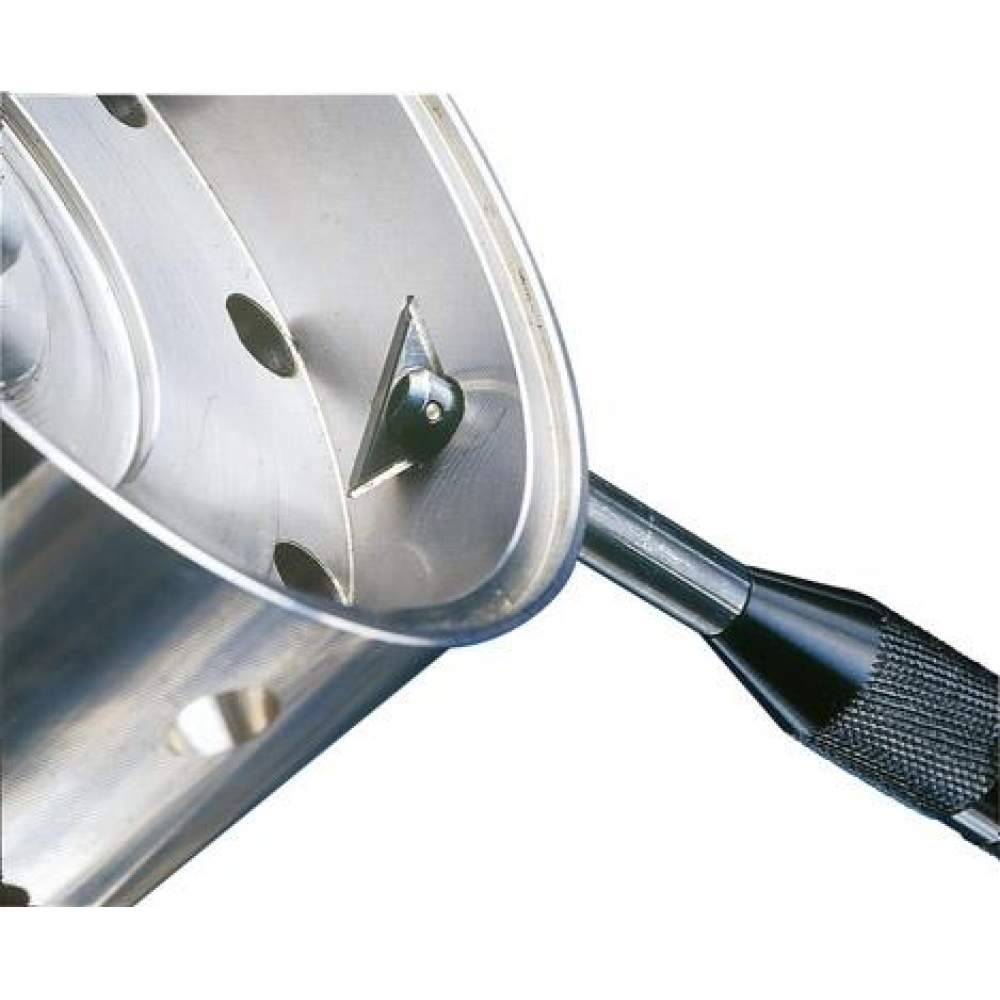 Rückwärts-Entgrater für Bohrungen mit Hartmetallklinge IBT