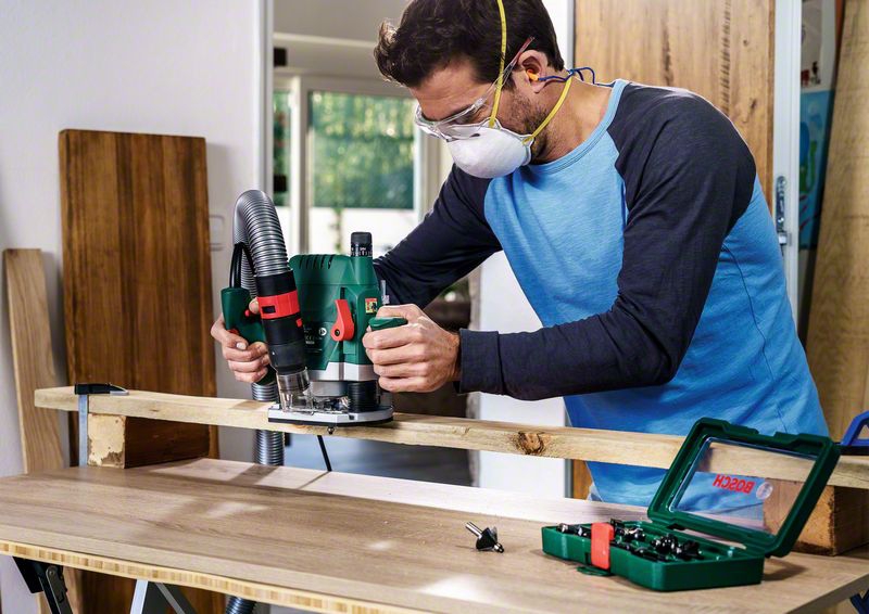 Bosch HM-Fräser-Set mit 1/4-Zoll Schaft, 15-teilig