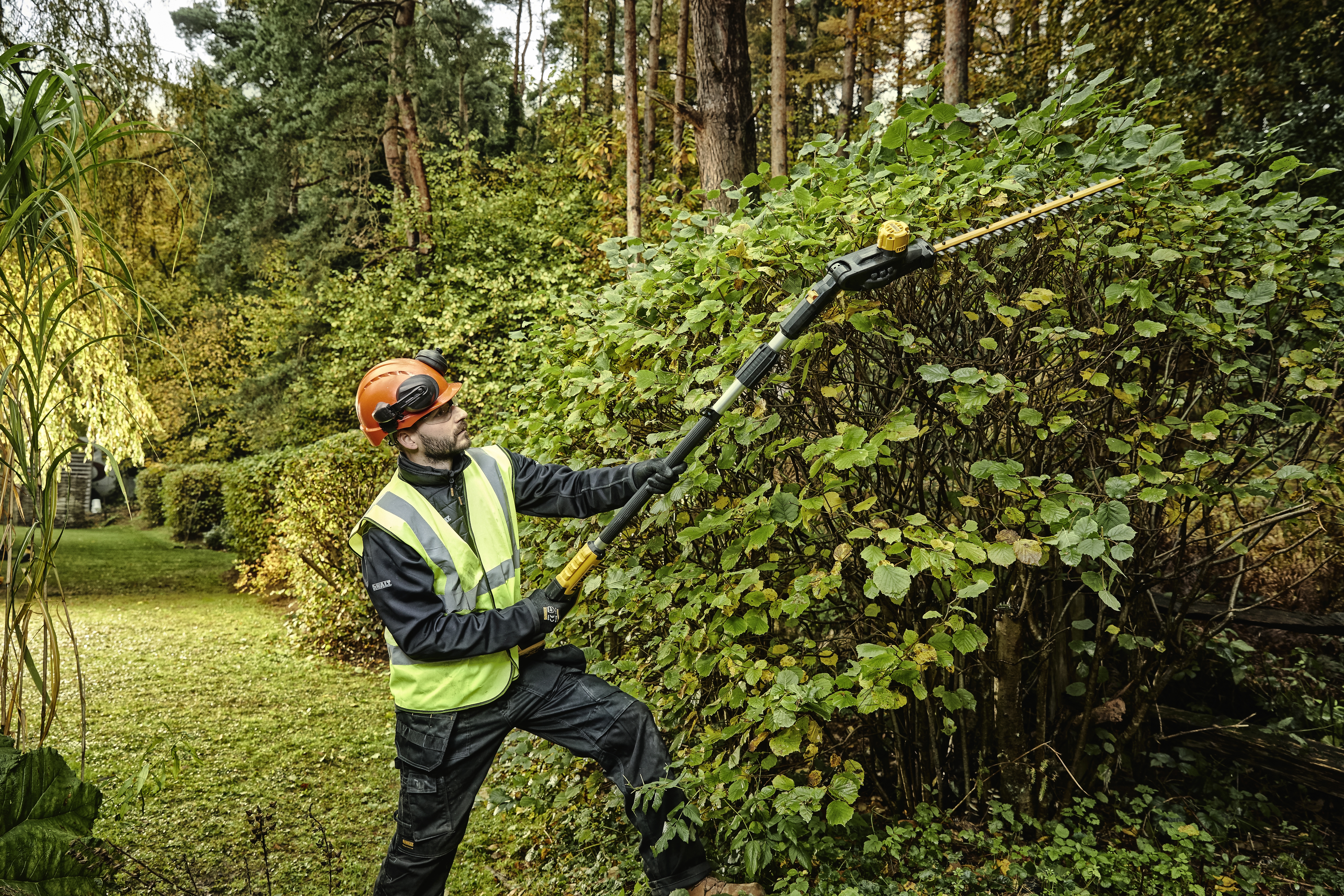 Dewalt DCMPH566N-XJ,  Akku-Stabheckenschere, 18 V, 18 Volt Akku-Stabheckenschere 55 cm