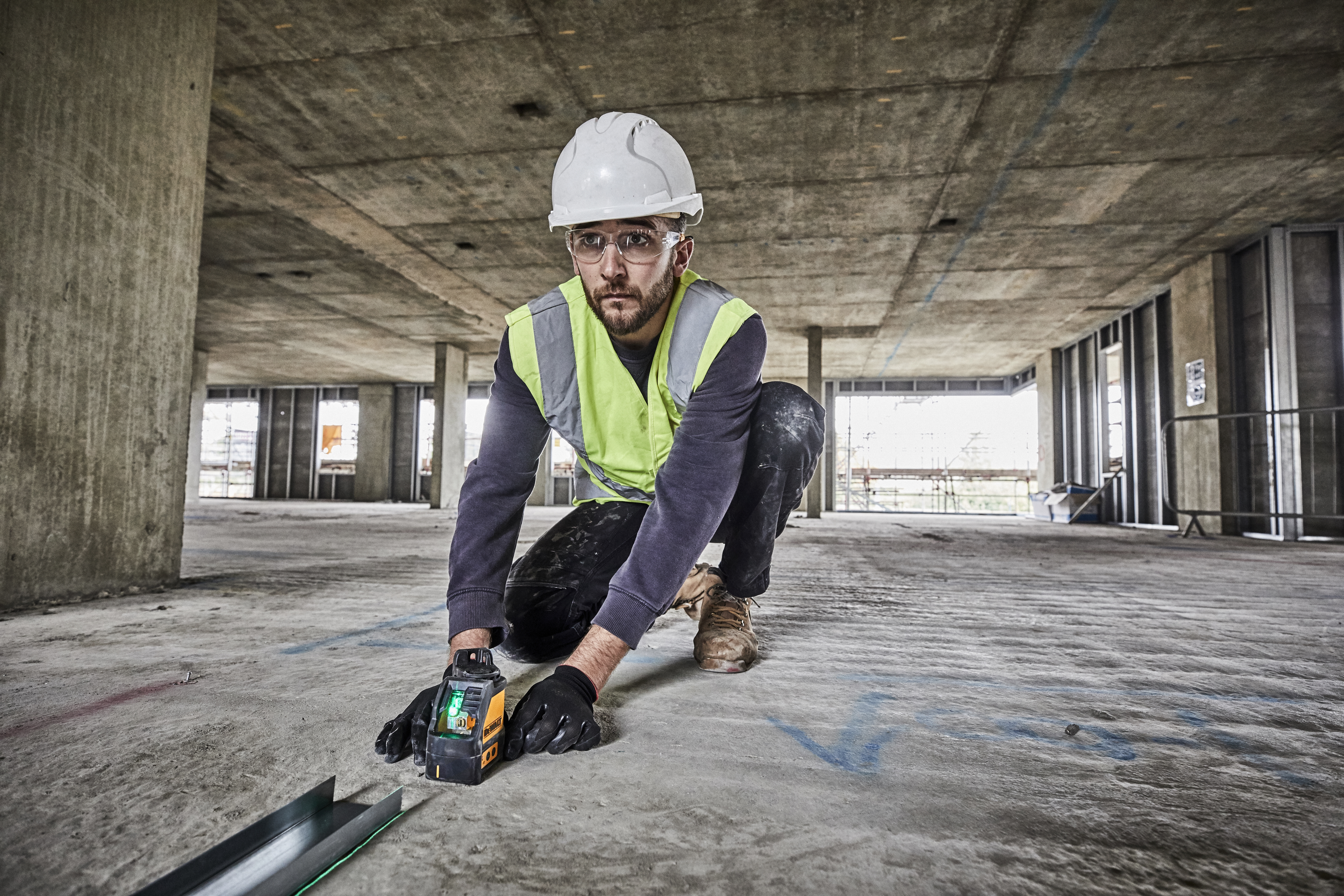 Dewalt DW088CG-XJ,  Kreuzlinien-Laser gruen, Kreuzlinien-Laser grün