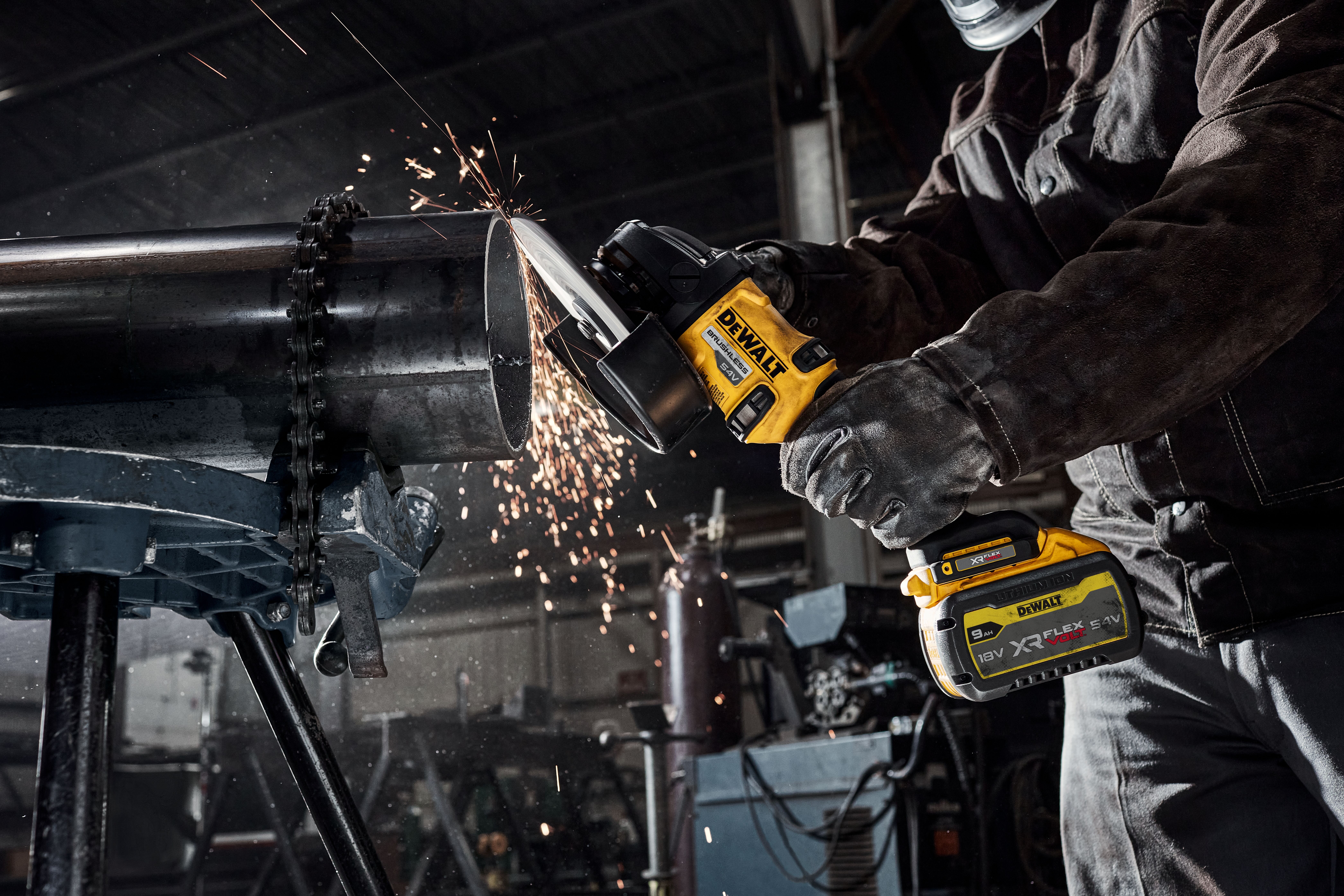 Dewalt DCG440N-XJ,  Akku-Winkelschl. 180mm, 54V, Basisv., 54 Volt XR FLEXVOLT Akku-Winkelschleifer 180mm - Basisversion