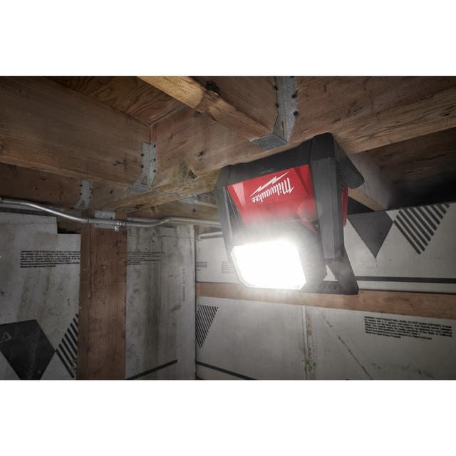 Milwaukee M18HOAL-0 Akku-Leuchte