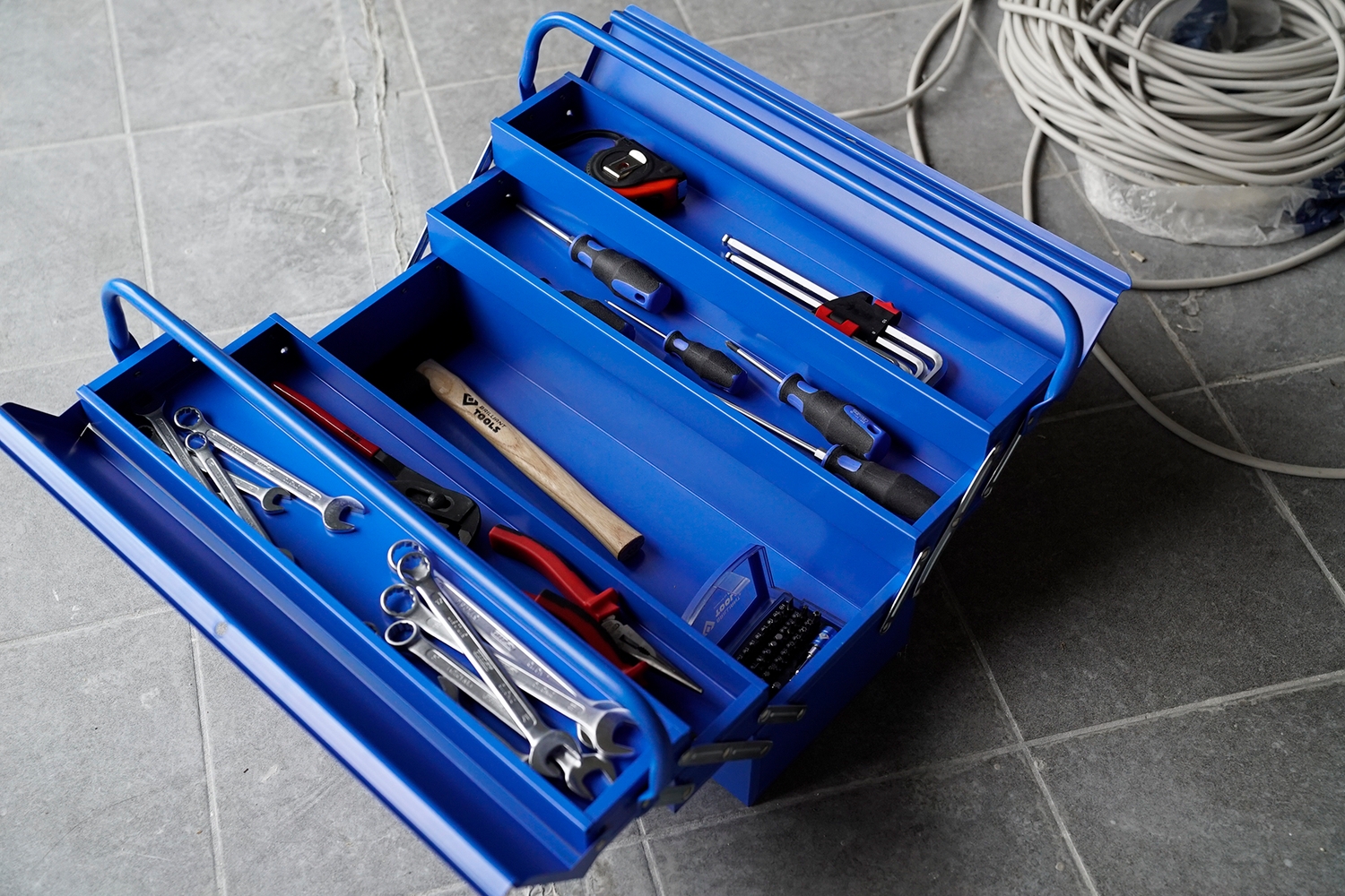 Brilliant Tools  Metall-Werkzeugkasten, klappbar