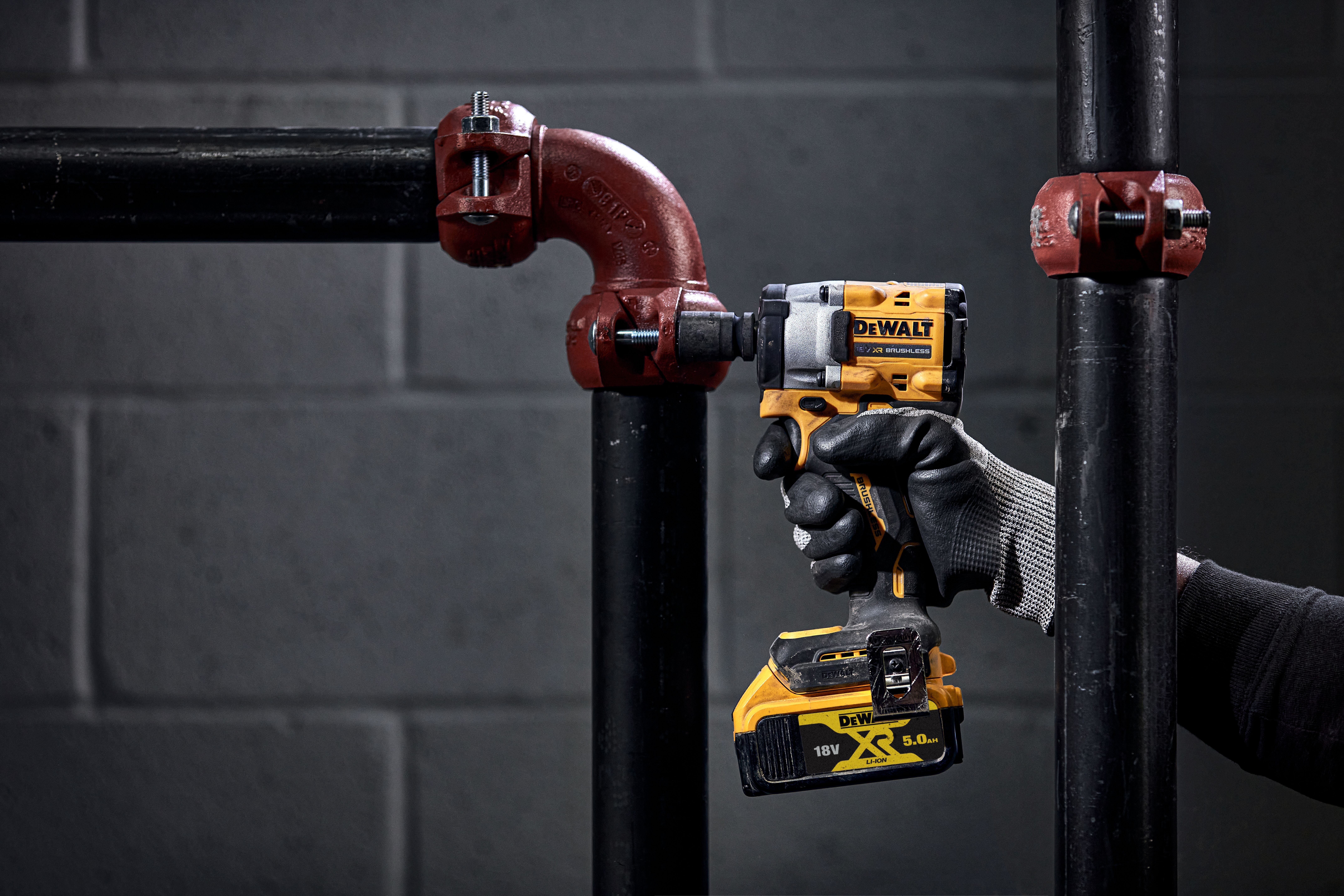 Dewalt DCF921NT-XJ,  Akku-Schlagschrauber,1/2",18V, Basisv., 18V XR Akku-Schlagschrauber, 1/2" (bürstenlos), max. 406 Nm - Basisversion
